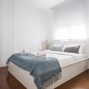 https://les-corts-exclusive-apartments.catalonia-hotels.com